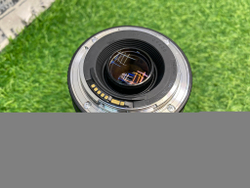Canon EF 75-300mm 4-5.6 III