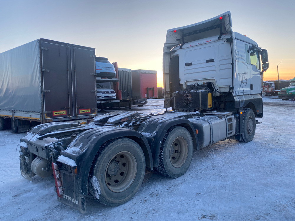 SITRAK C7H 6x4 Седельный тягач ZZ4256V364HE (Дизельный, 10,5 л, 441 л.с., MT)