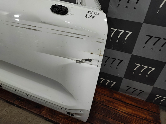 Дверь передняя правая Volvo XC40 17-нв Б/У Оригинал 32351575