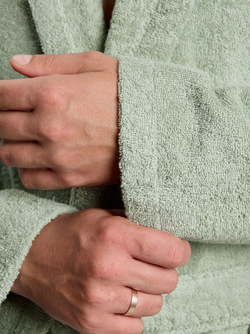 Халат мужской Комфорт-4 Виотекс СВ.- ОЛИВКОВЫЙ