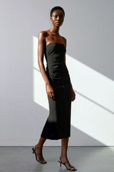 Черное однотонное облегающее платье-миди с разрезом TWOSS25EL00623