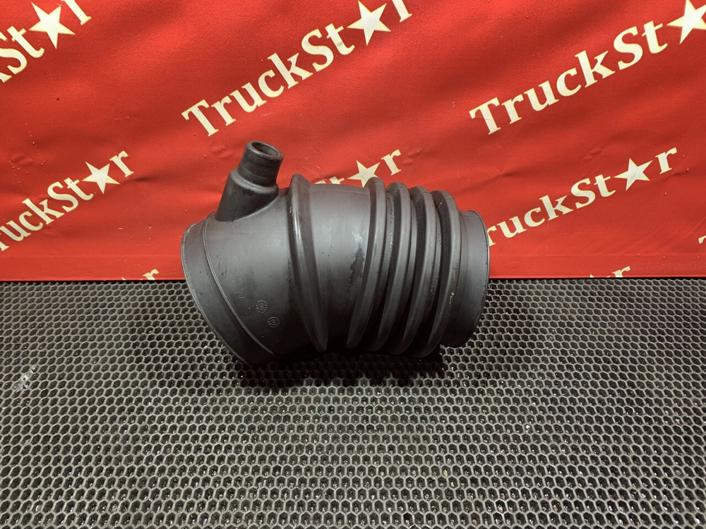 Патрубок воздушного фильтра 2023г.