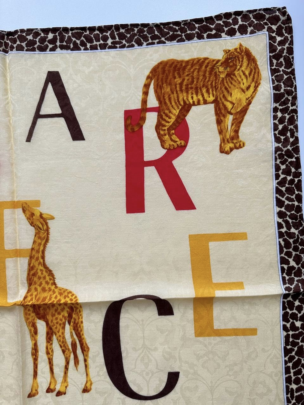 Платок Versace