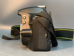 Nikon D3200 body 9423 кадров пробега