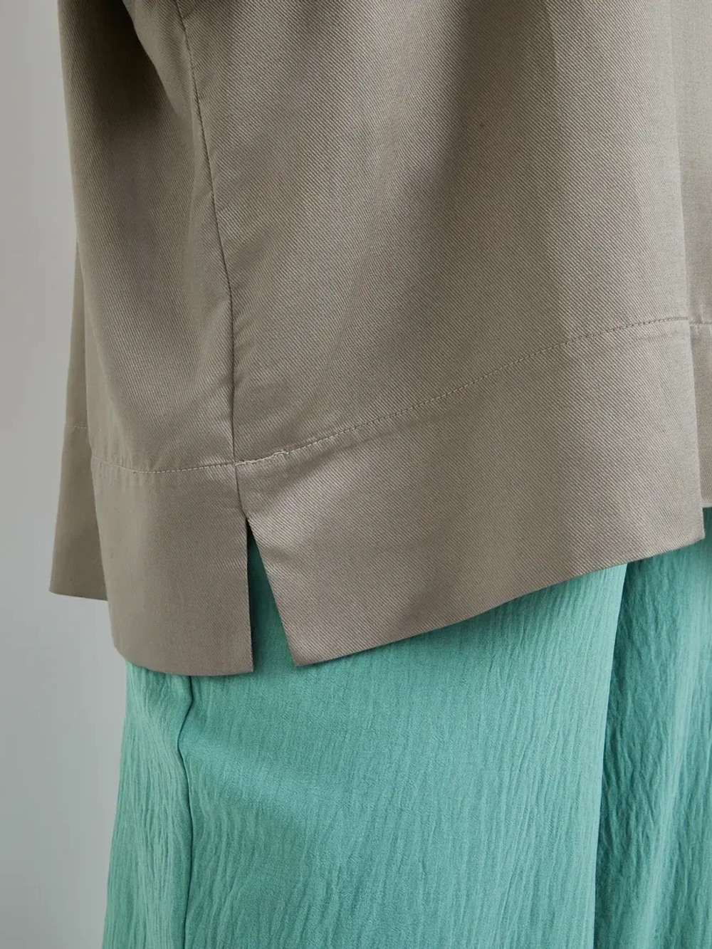 Блузка легкая свободная