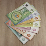 Набор из 7 сувенирных банкнот "Крым" в тематическом альбоме