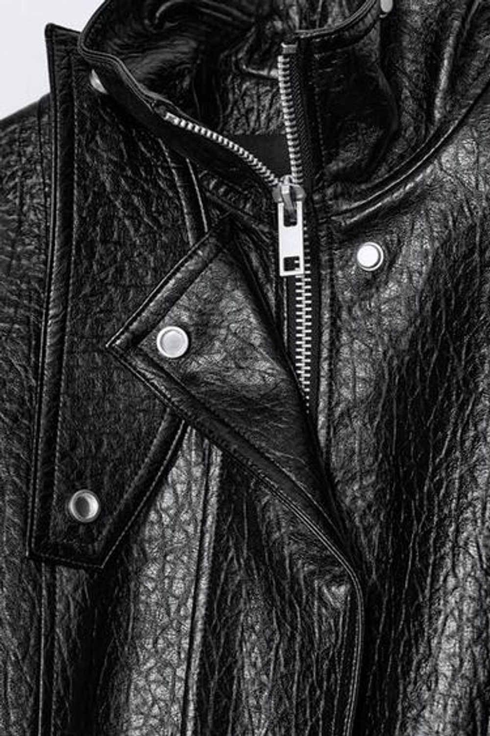 Оверсайз куртка из искусственной кожи ZW COLLECTION - ZARA