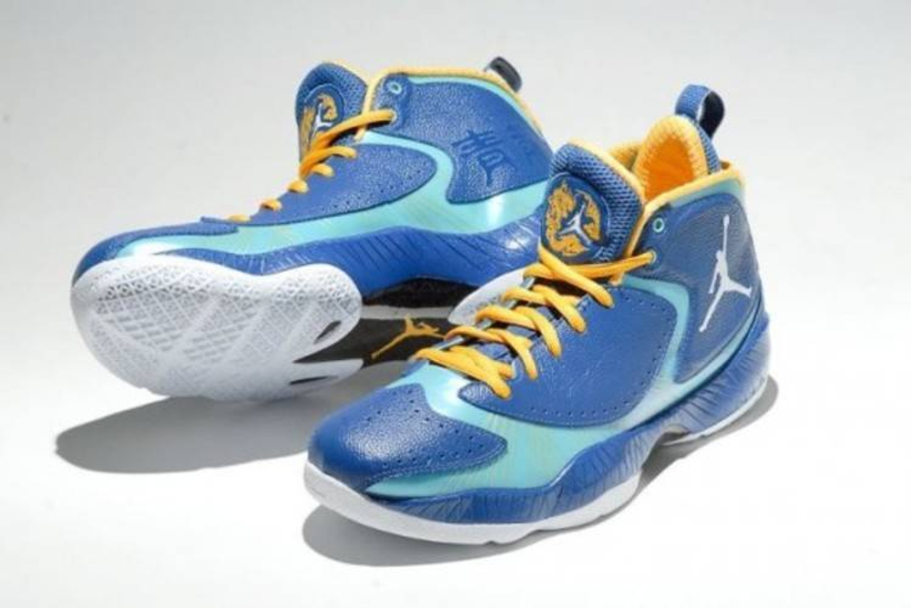 Кроссовки Jordan Air Jordan 2012 Deluxe Year Of The Dragon