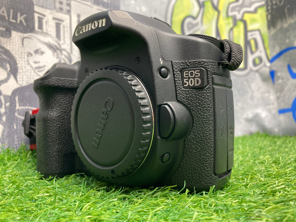 Canon EOS 50D 21.500 кадров