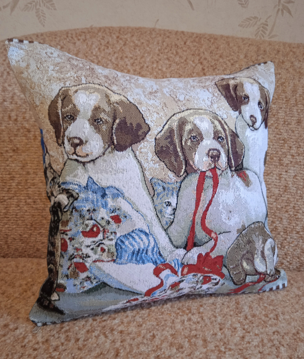 Декоративный гобеленовый чехол для интерьерной подушки Собачки 1 38*38