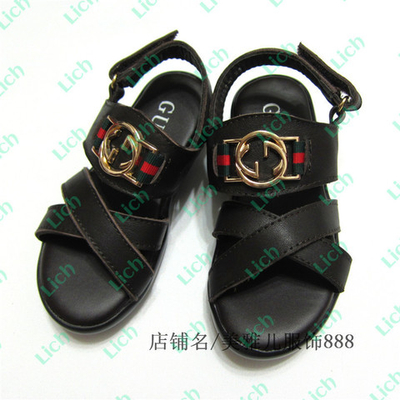 Сандалии детские однотонные с декором из металла