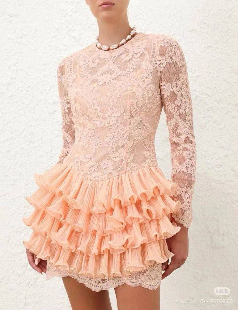 Платье Valentino