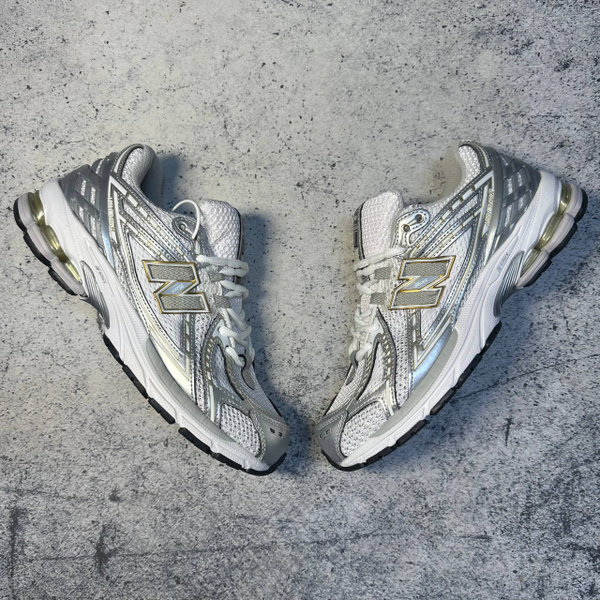 Кроссовки New Balance 1906 silver/white/yellow