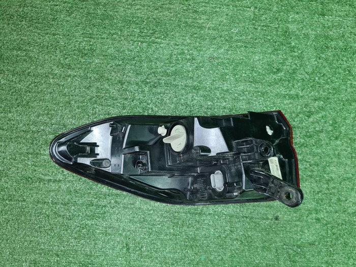 Фонарь правый внешний BMW X2 F39 (2017-2023)