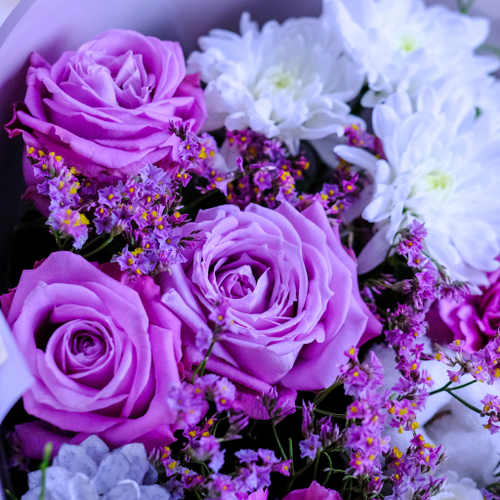 Купить Нежный зимний букет с лавандовыми розами #694