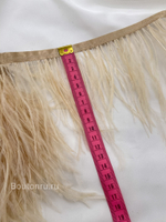 Перо желто-песочное