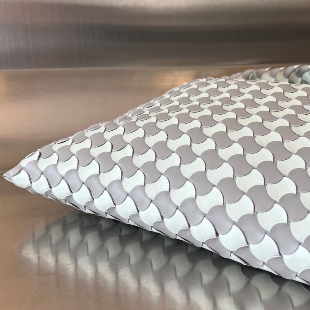 Bottega Veneta Small Hop 41 cm