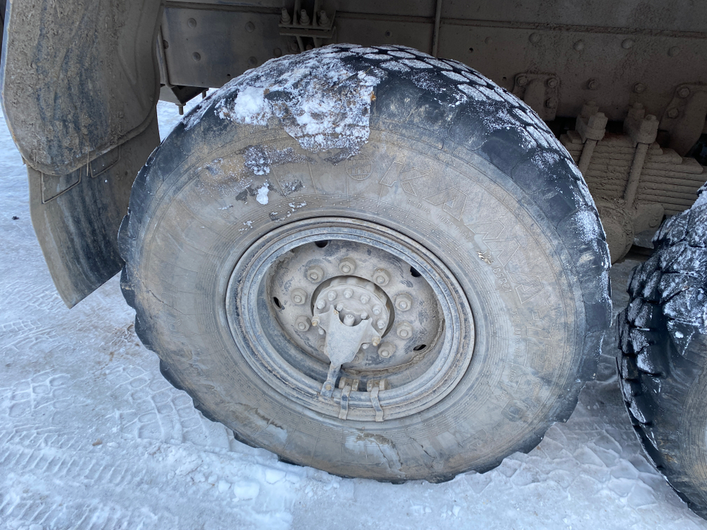 Кран центр "КАМАЗ" 659100 на шасси КамАЗ 43118 6x6 Бортовой с КМУ 659100 (Дизельный, 11,8 л, 300 л.с