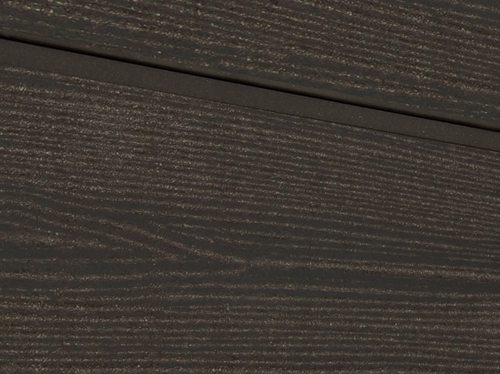 Cайдинг из ДПК SW Cedrus, радиальный распил. Цвет темно-коричневый.