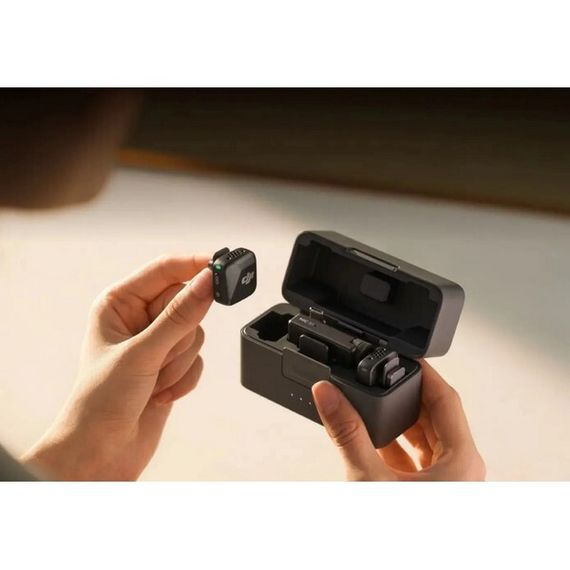 Беспроводной микрофон DJI Mic Mini (2 TX + 1 RX + Зарядный футляр)
