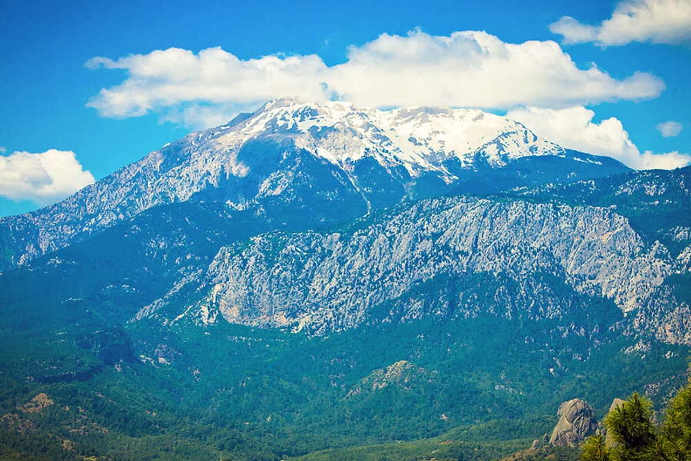 Канатная дорога «Olympos Teleferik» на горе Тахталы