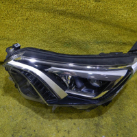 Фара левая Toyota Rav 4 CA40 (2015-2019) LED