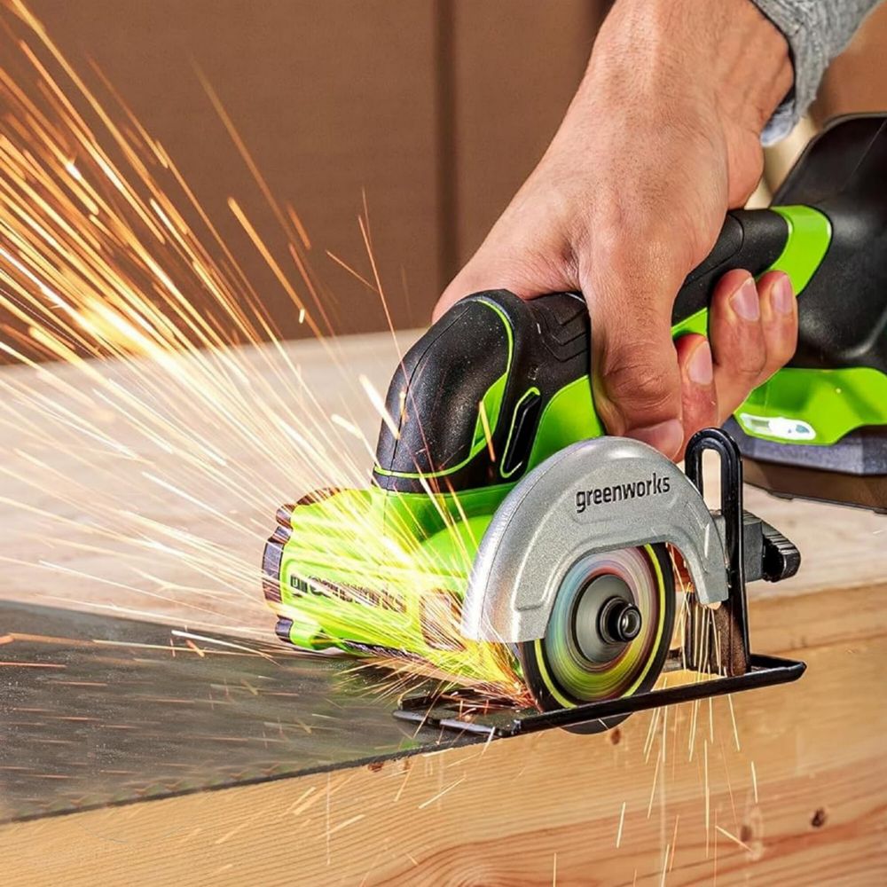 Угловая мини-шлифмашина акк. Greenworks GD24UCS, 24V, б/щет, 20000 об/мин,76 мм, рез 18 мм,1х2Ач,ЗУ,кор (3402007CUA)