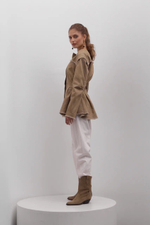 Джинсовая куртка с отстегивающими рукавами