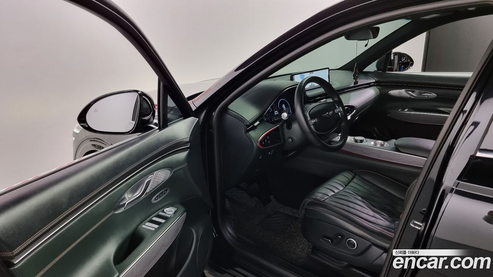Genesis GV70 2.5T Бензин AWD (03.2021)