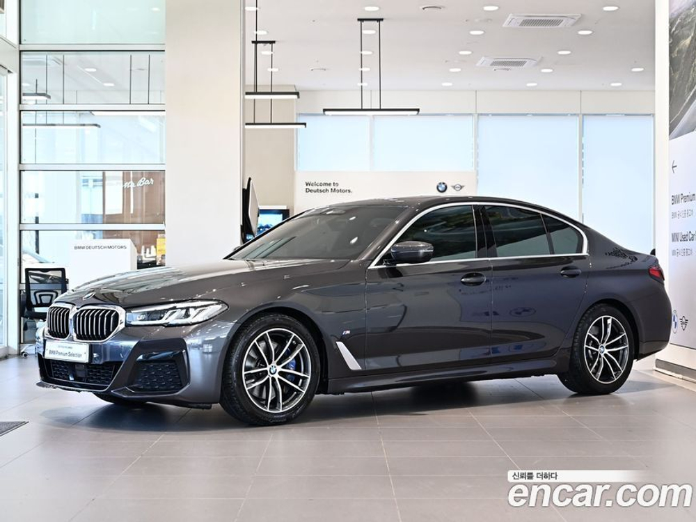 BMW 5 Series (G30) 520i M Sports (12.2020)