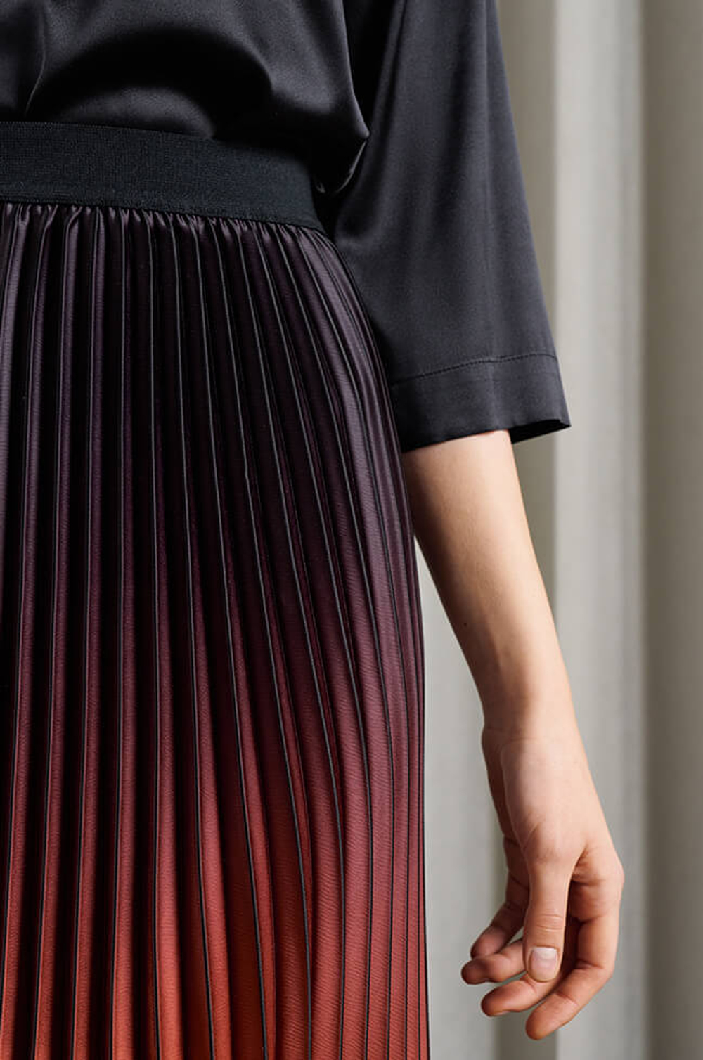 4820 Юбка женская (бордовый градиент)