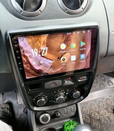 Магнитола для Renault Duster 2010-2015, Nissan Terrano 2014+ - FarCar 3050M монитор 9.5" QLED на Android 14, TS18, CarPlay, 4G SIM-слот