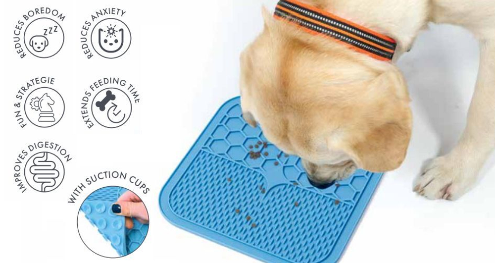 Лизательный коврик для домашних животных M-PETS, размер 21х21 см, цвет голубой