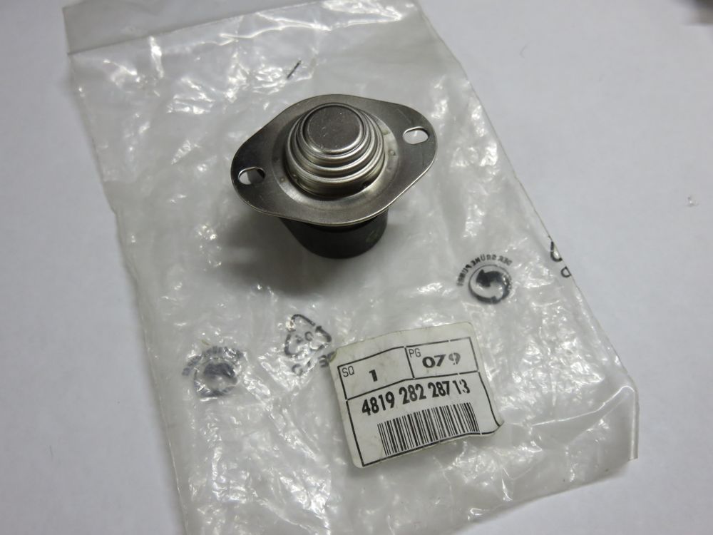 Датчик температуры для стиральной машины Whirlpool (Вирпул) - 481928228713