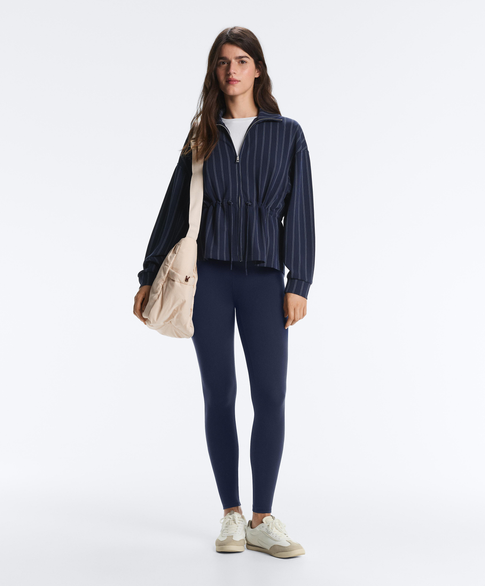 Oysho Мягкая куртка с регулируемой талией и высоким воротником, синий