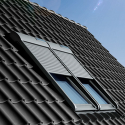 Рольставни VELUX на солнечной батарее SSL