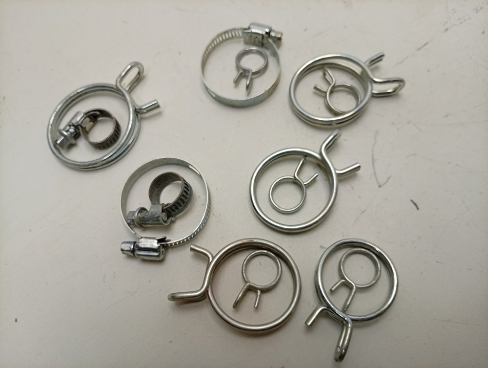 DIS5831 ктп4 Крепеж и хомуты посудомоечной машины Beko DIS5831 б/у