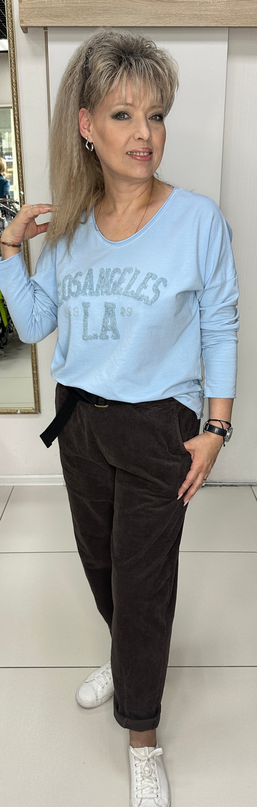 Итальянская толстовка с буклированной надписью