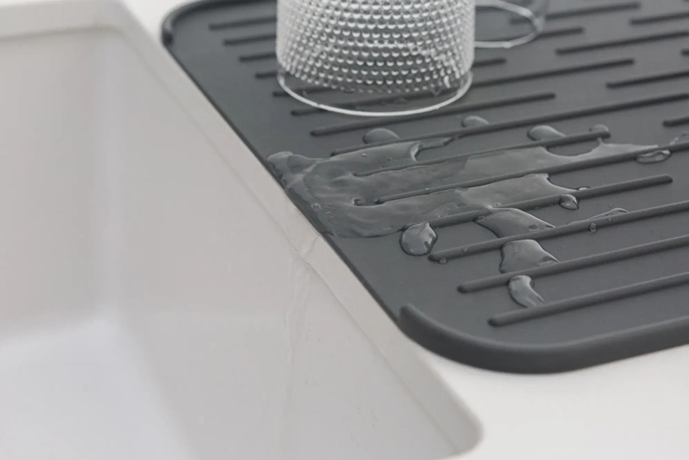 Brabantia Коврик силиконовый, сушилка для посуды 44х32см, серый
