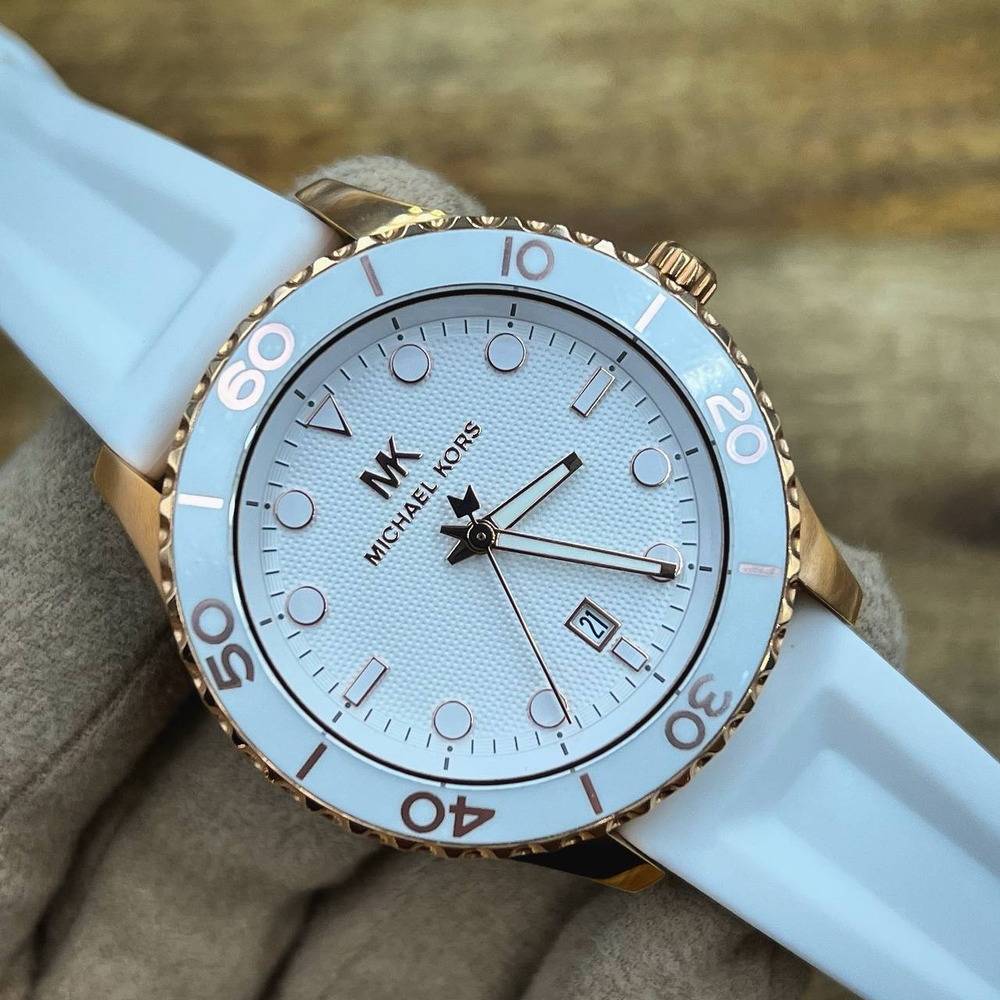 Часы Michael Kors