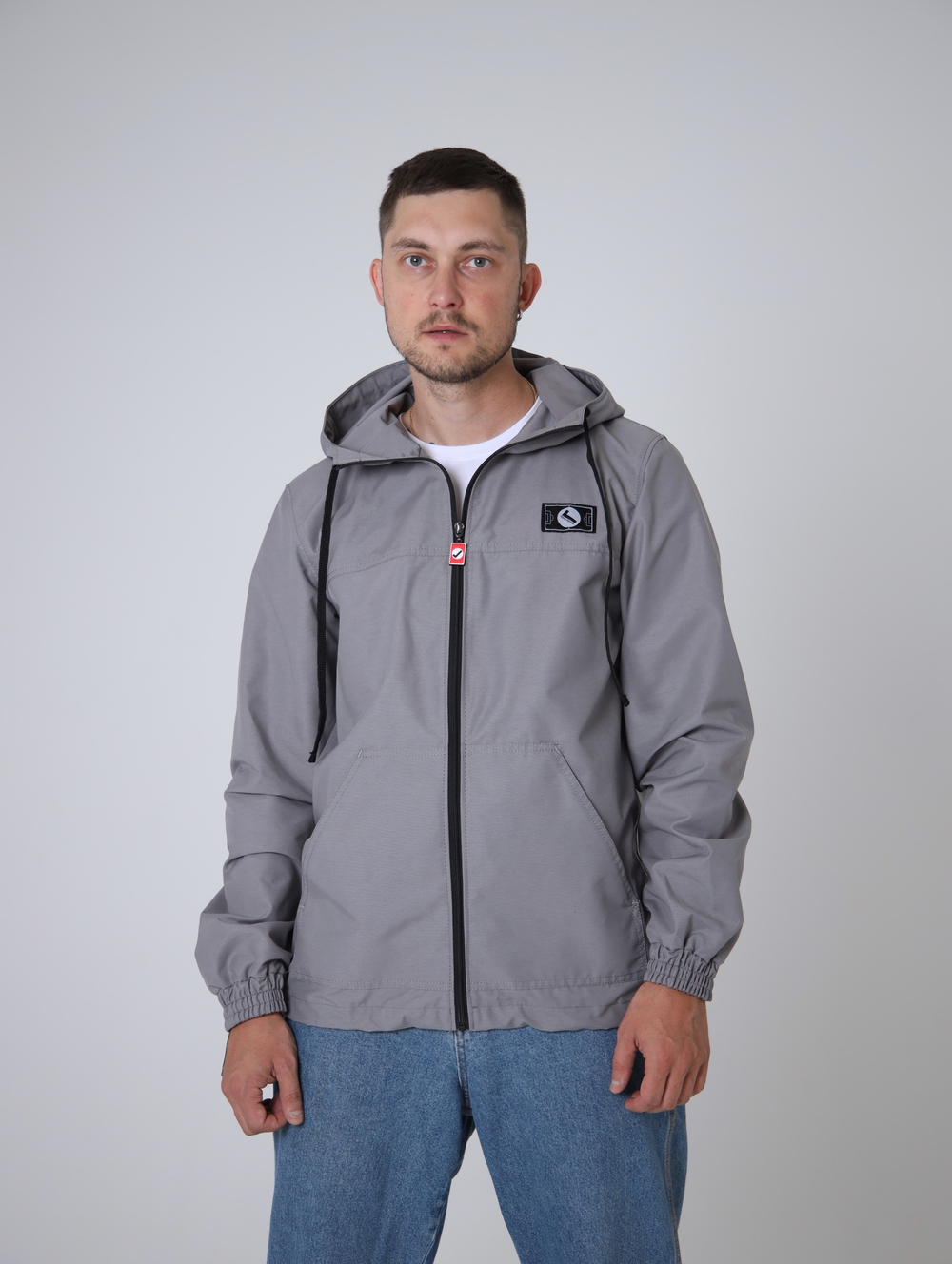 Ветровка легкая Город Горький серая серый