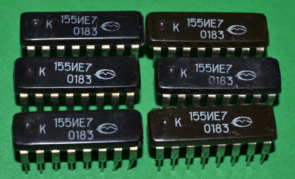 К155ИЕ7