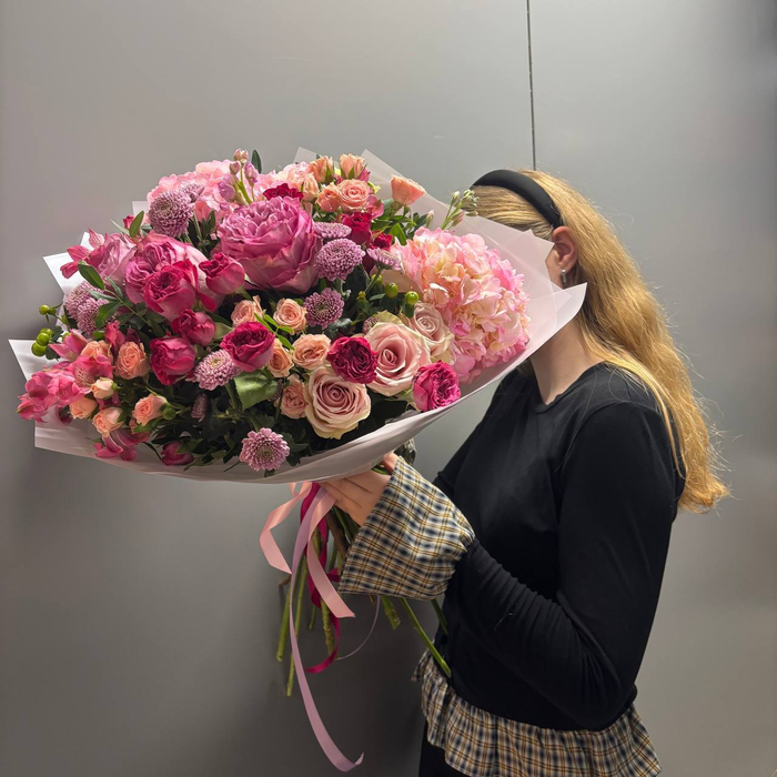 Нежный букет &quot;Малиновые акценты&quot;