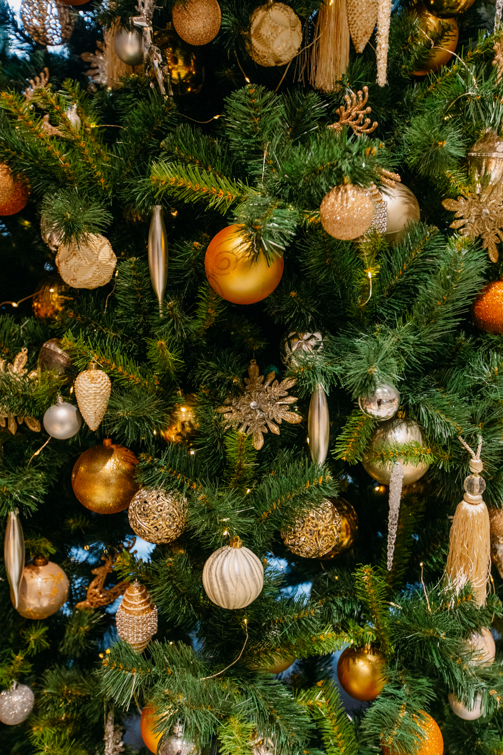 Новогодняя Ель «Звездное мерцание»