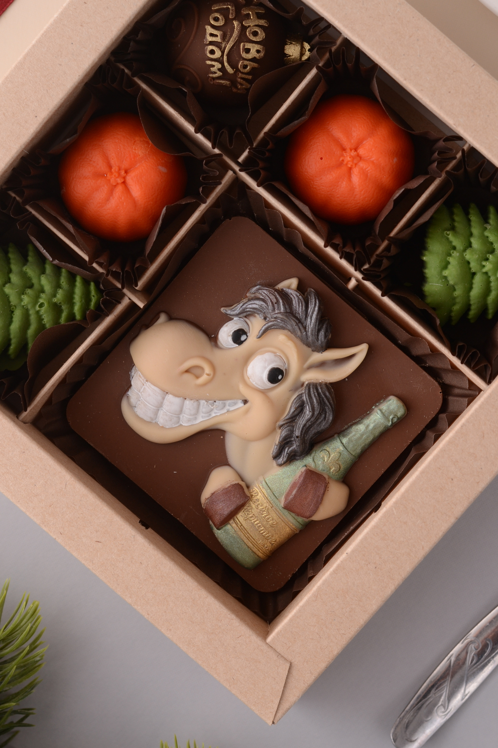 Набор шоколада ручной работы "Новогоднее настроение" #2 с символом 2026 года