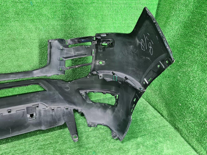 Бампер передний Toyota Land Cruiser 300 (2021-н.в.)