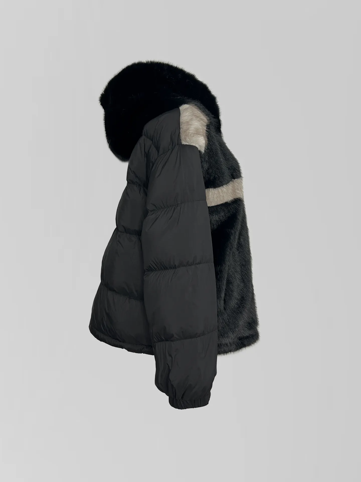 Куртка ALLURE YKE5225 с меховыми вставками и капюшоном