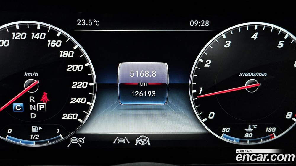Mercedes-Benz E-Class W213 E300 4MATIC Exclusive (12.2019)
