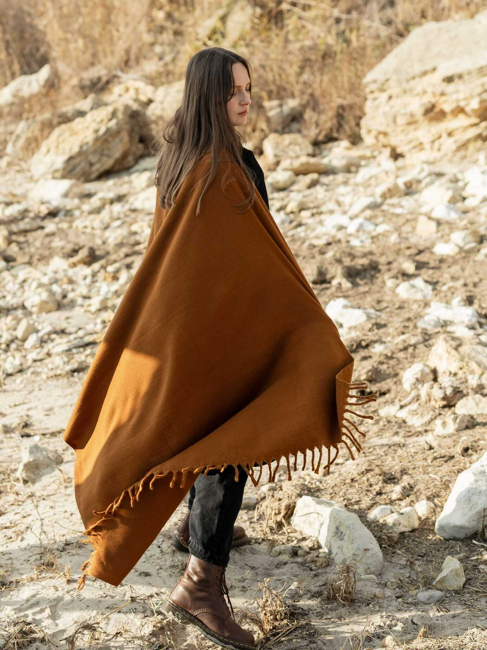 Шерстяной палантин