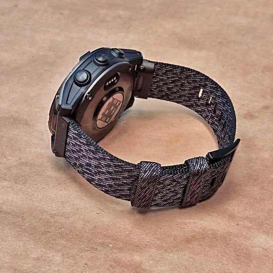 Ремешок нейлоновый 22 мм жакардовое плетение для Garmin MARQ / Epix / Fenix (47 мм) (Черно-серый)